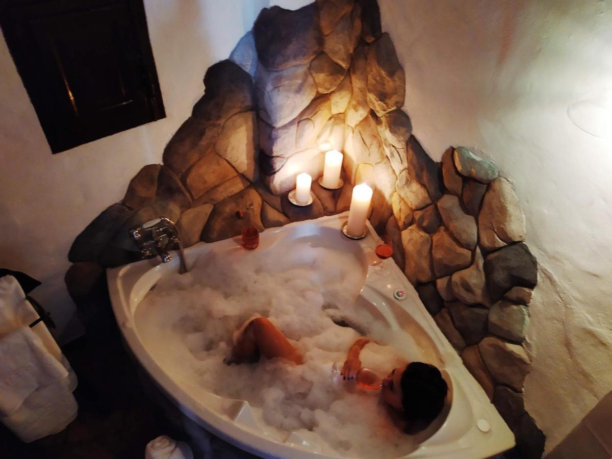 El Escondite De Martina, Casa Rural Romantica Setenil De Las Bodegas Exterior foto